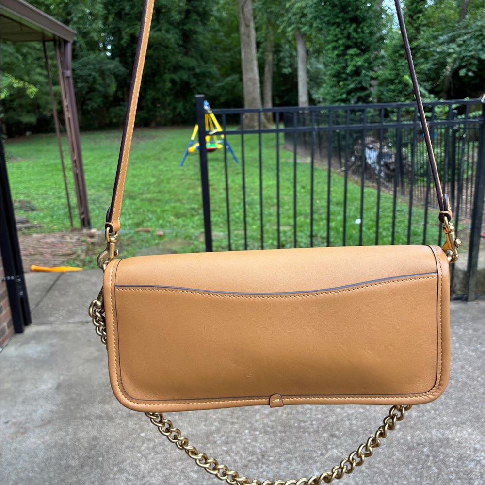 Coach Dinky 1974 - Honey Brown | Tan Leather Shoulder Bag with Gold Hardware - Picture 3 of 10